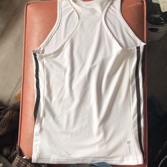 Adidas xs white - Picture 4 of 4